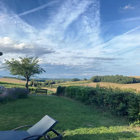 Avec Vue - Piscine Privee, Cuisine D'ete, Jeux Video Et Appareils De Fitness * Puygaillard