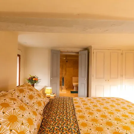 Avec Vue - Piscine Privee, Cuisine D'ete, Jeux Video Et Appareils De Fitness Puygaillard