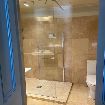 Avec Vue - Piscine Privee, Cuisine D'ete, Jeux Video Et Appareils De Fitness *